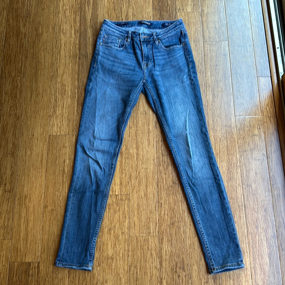 Vigoss “Jagger” Skinny Jeans